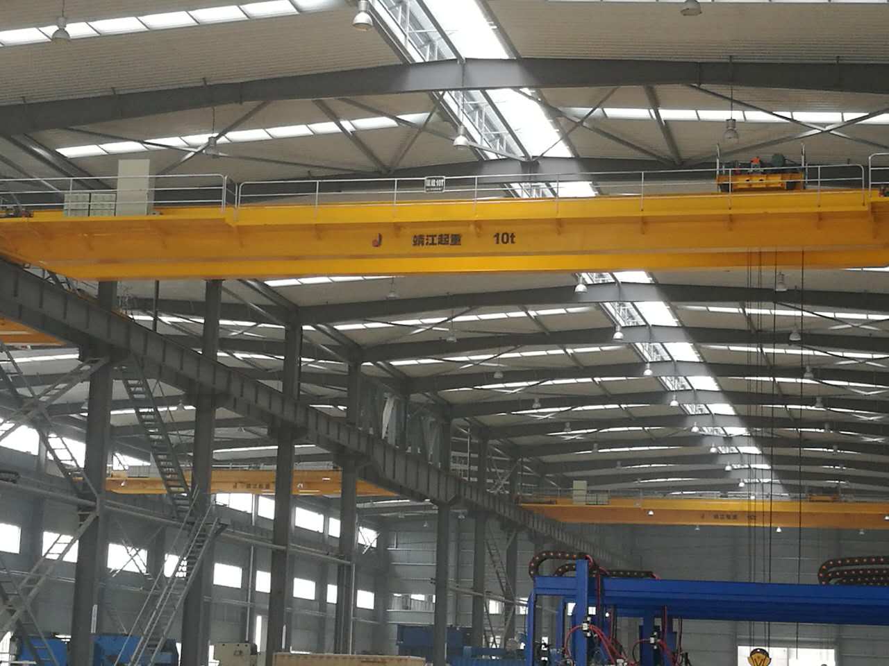 溫度對(duì)雙梁起重機(jī)作業(yè)有什么影響？