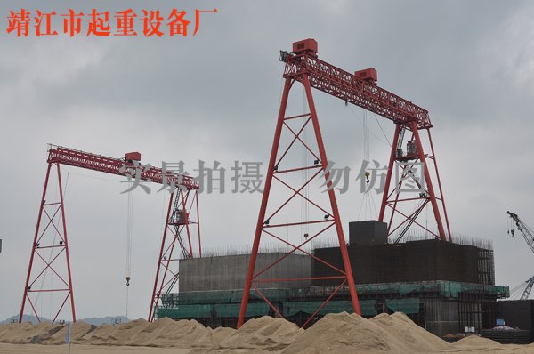 門(mén)式起重機(jī)在惡劣天氣條件下如何工作？