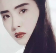 “待我長發(fā)及腰”下一句，你知道嗎？