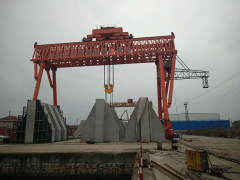 起重機發(fā)出嚴重的抖動和噪音的原因 起重機發(fā)出嚴重的抖動和噪音的原因