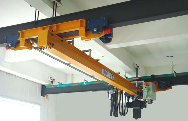 靖起單梁起重機(jī)維護(hù)小常識