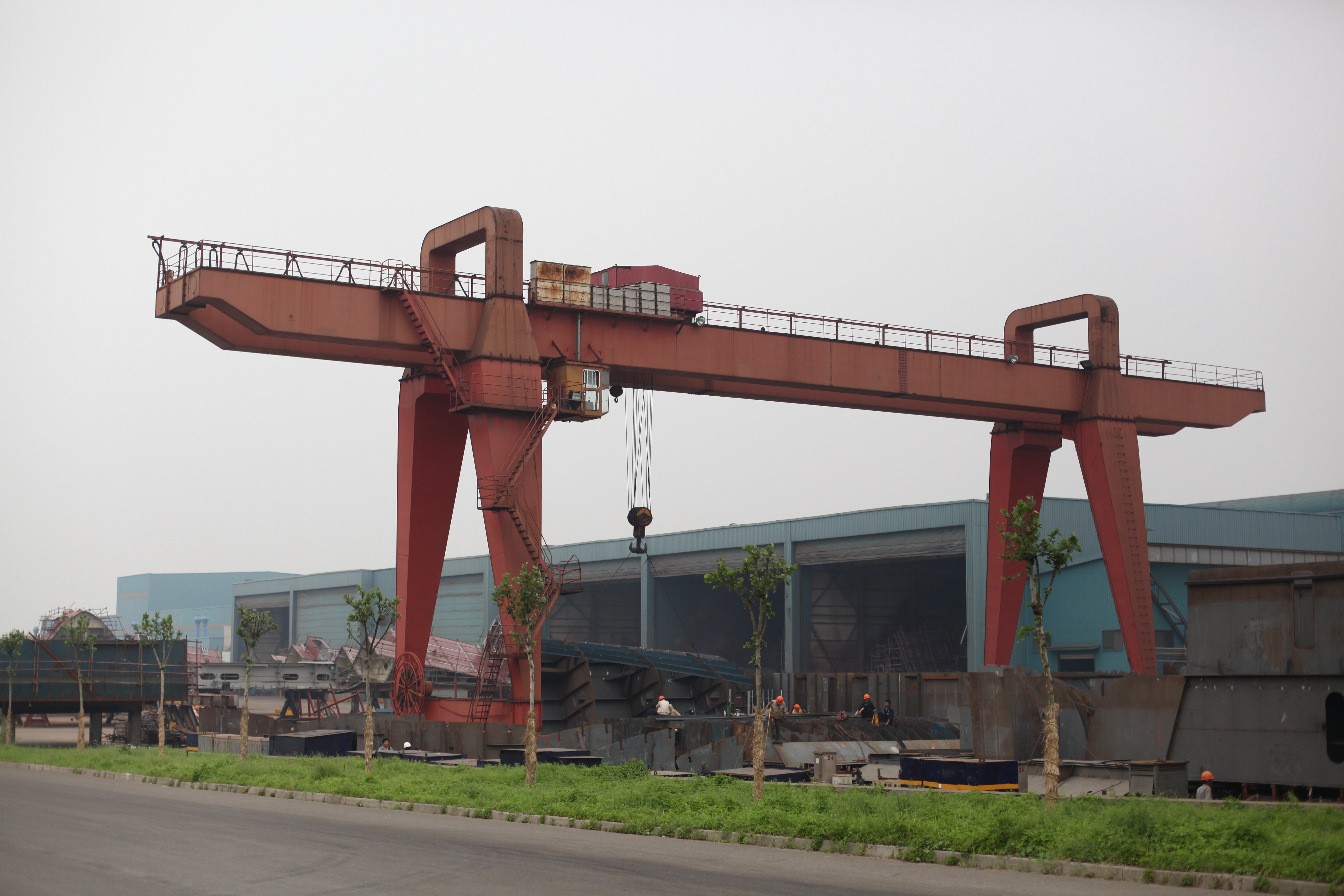 如何防止室外門式起重機(jī)滑車 如何防止室外門式起重機(jī)滑車