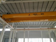 性能穩(wěn)定的雙梁行車表現(xiàn)在哪里？