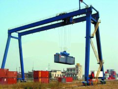 【靖起】如何對集裝箱龍門吊進(jìn)行防銹處理
