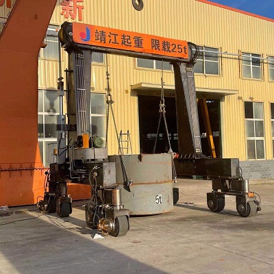 靖江門式起重機(jī)廠家直銷分享購買門式起重機(jī)看哪些標(biāo)準(zhǔn)？