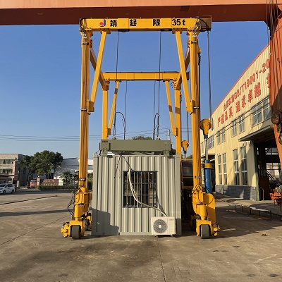 液壓門(mén)式起重機(jī)使用前的電氣檢查