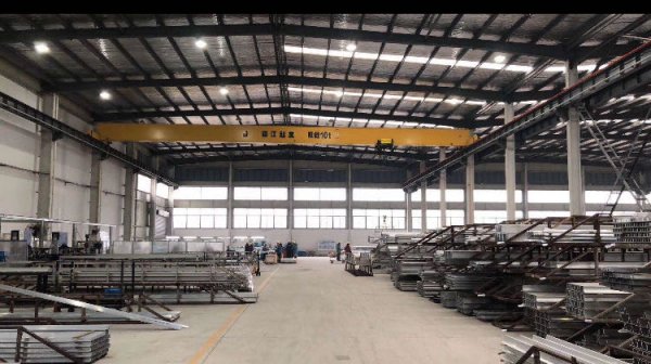 歐式單梁起重機優(yōu)勢有哪些？