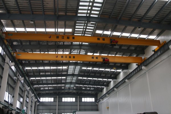 歐式起重機(jī)的輕量化與智能化特點(diǎn)