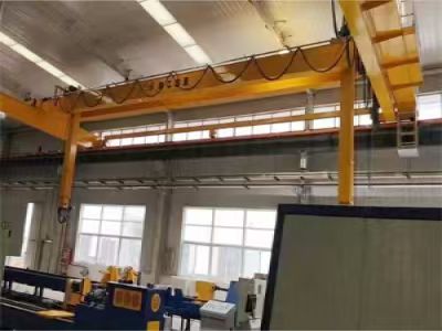 如何判斷智能起重機在運行時是否超載？